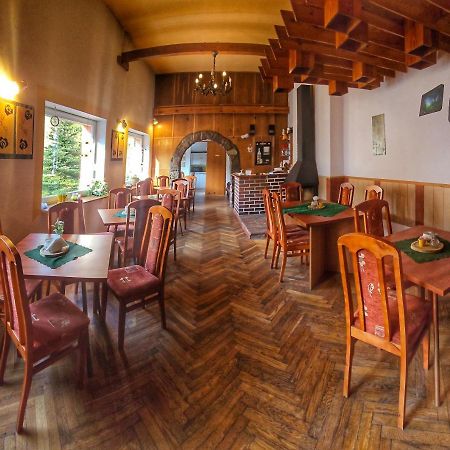 Willa Mona Bed & Breakfast Шклярска Поремба Екстериор снимка