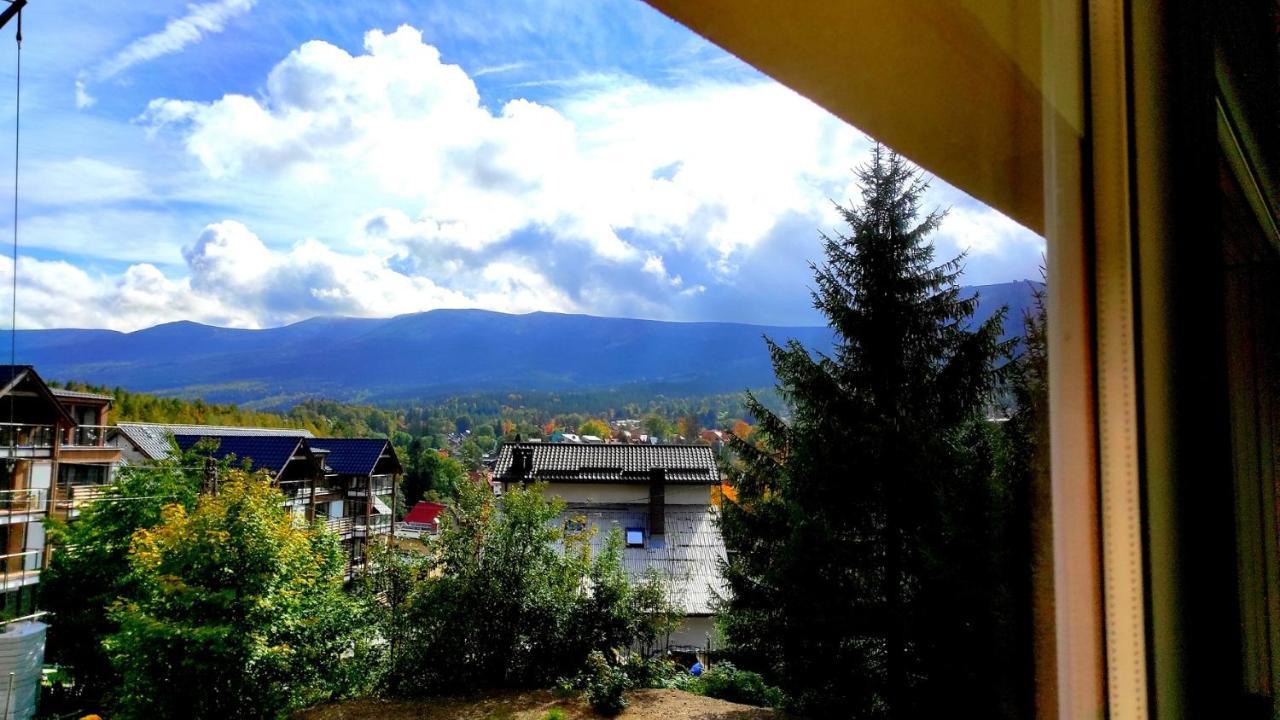 Willa Mona Bed & Breakfast Шклярска Поремба Екстериор снимка