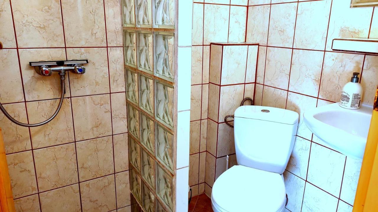 Willa Mona Bed & Breakfast Шклярска Поремба Екстериор снимка