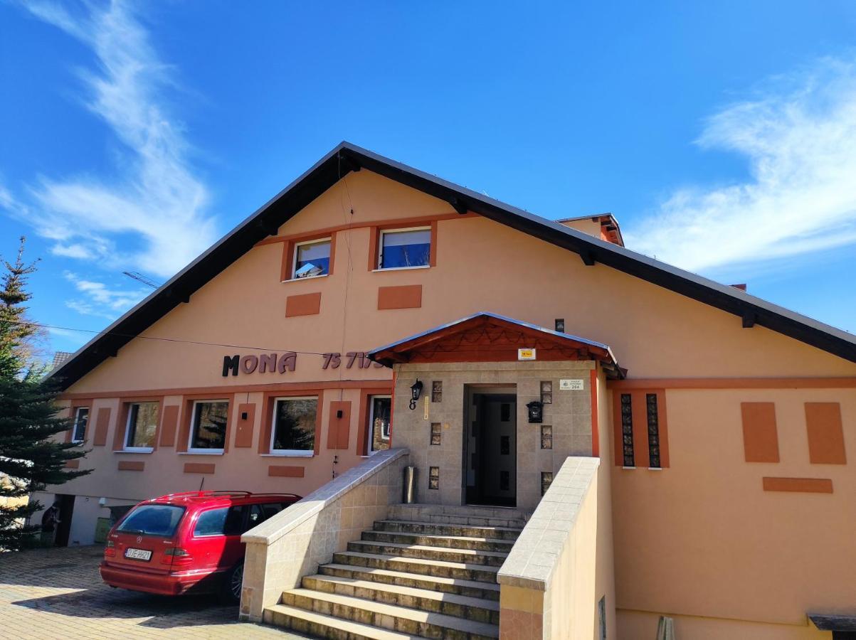 Willa Mona Bed & Breakfast Шклярска Поремба Екстериор снимка